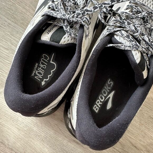 Brooks Ghost 14 Running Sneakers Black & White Camo Women’s Size 10 - Picture 5 of 12